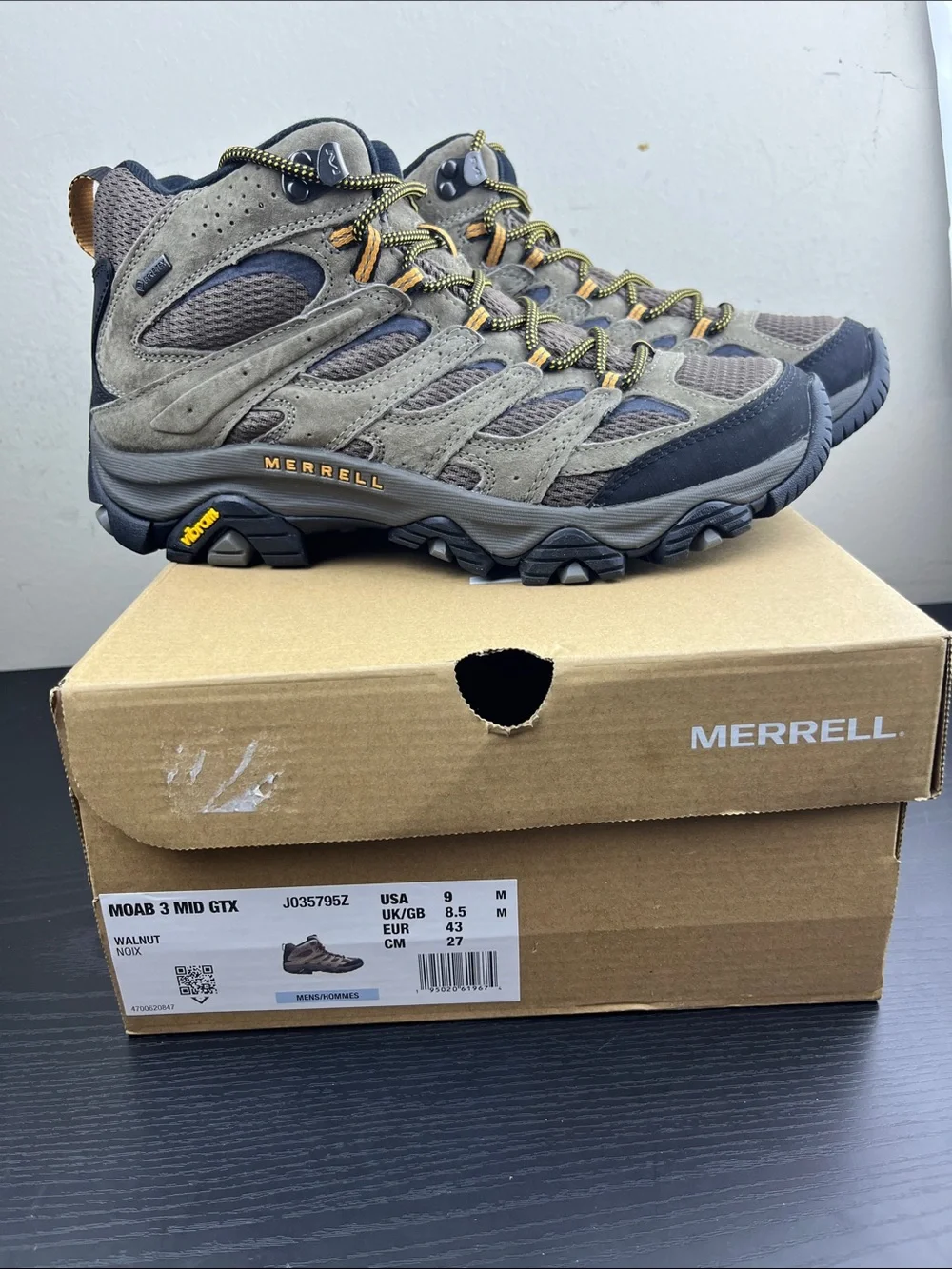 Merrell Moab 3 Mid GORE-TEX Men's Size 9 Brown Waterproof Hiking Boots NIB